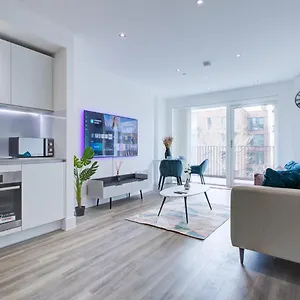 Luxe By Excel , London United Kingdom